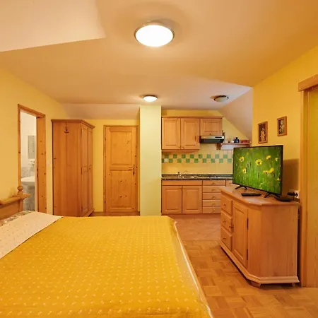 Agroturismo Eco Tourist Farm Ravnjak *