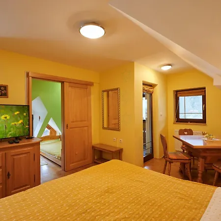 Eco Tourist Farm Ravnjak * Slovenj Gradec