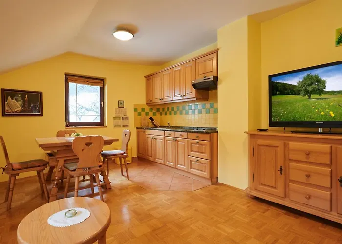 Eco Tourist Farm Ravnjak * Словень-Градец